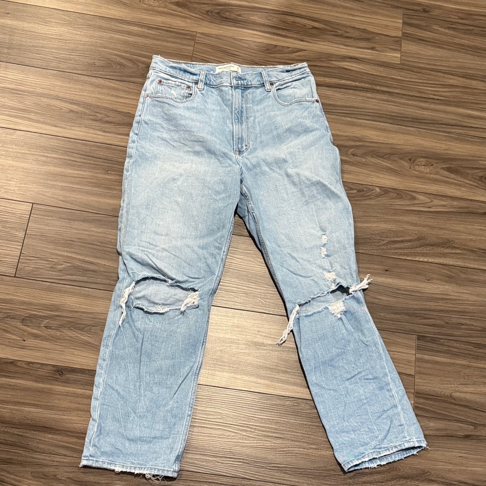 Abercrombie Light Wash Distressed Women’s Jeans - Casual Relaxed Fit